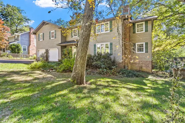 880 Kentucky Avenue, Signal Mountain, TN 37377