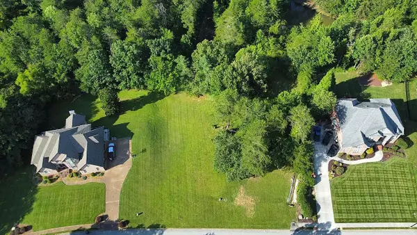 6 St Ives Way, Signal Mountain, TN 37377