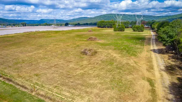 1796 County Road 32, Fackler, AL 35746