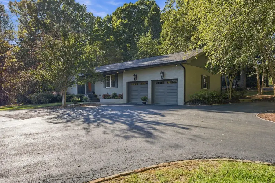8439 Fair Oaks Road, Hixson, TN 37343 - #3
