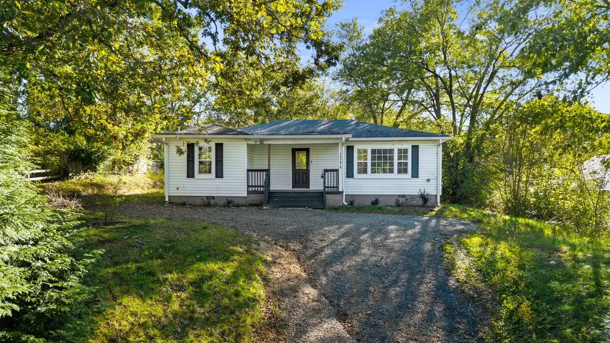 1040 6th Street Ne, Cleveland, TN 37311 - #1