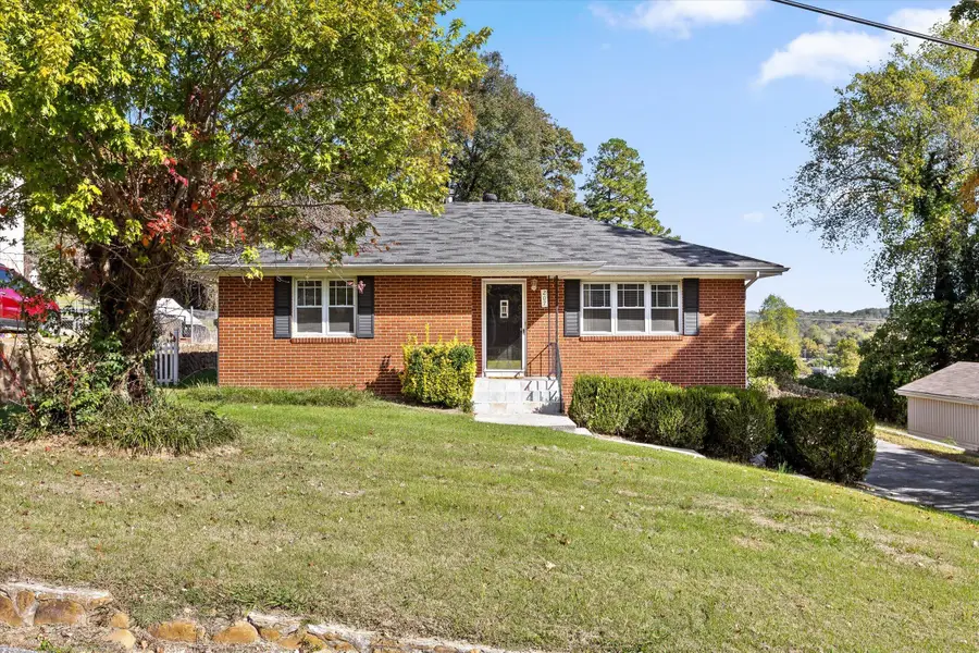 207 W Daytona Drive W, Chattanooga, TN 37415 - #3
