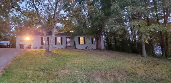 2208 Lyons Lane, Soddy Daisy, TN 37379
