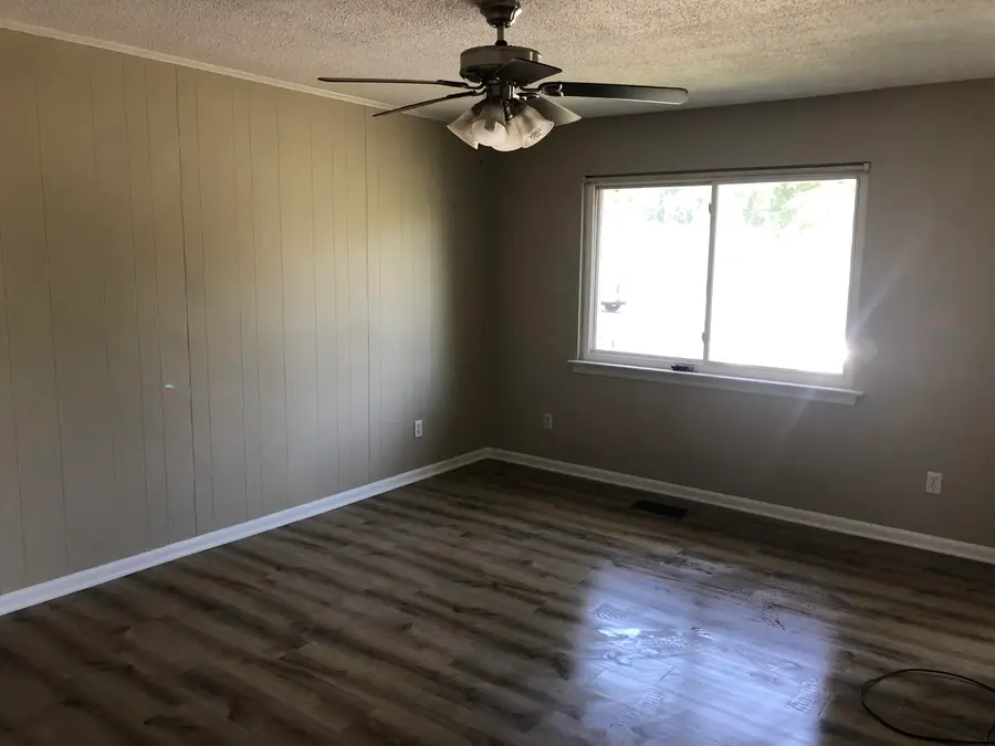 931 Cross Street, Rossville, GA 30741 - #3