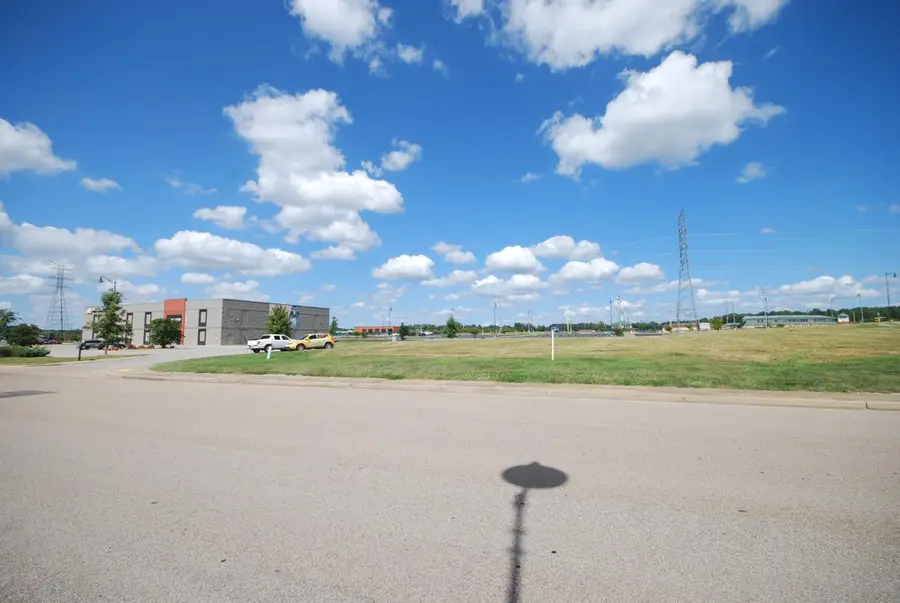 19 Park East Square, Jackson, TN 38305 - Image #2