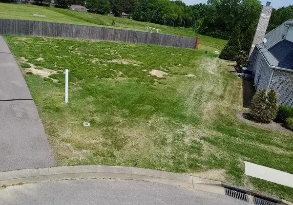 22 Hampton Place, Dyersburg, TN 38024