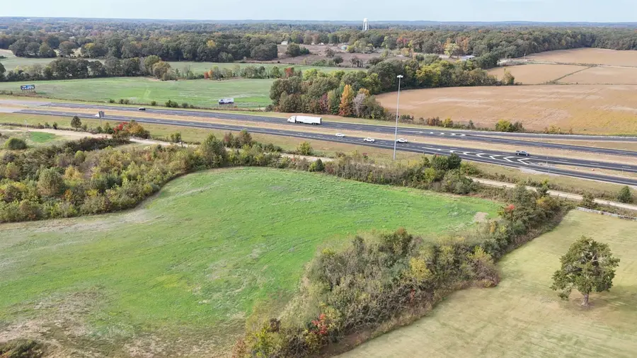 20855 N Hwy 22 N Highway, Wildersville, TN 38388 - Image #3