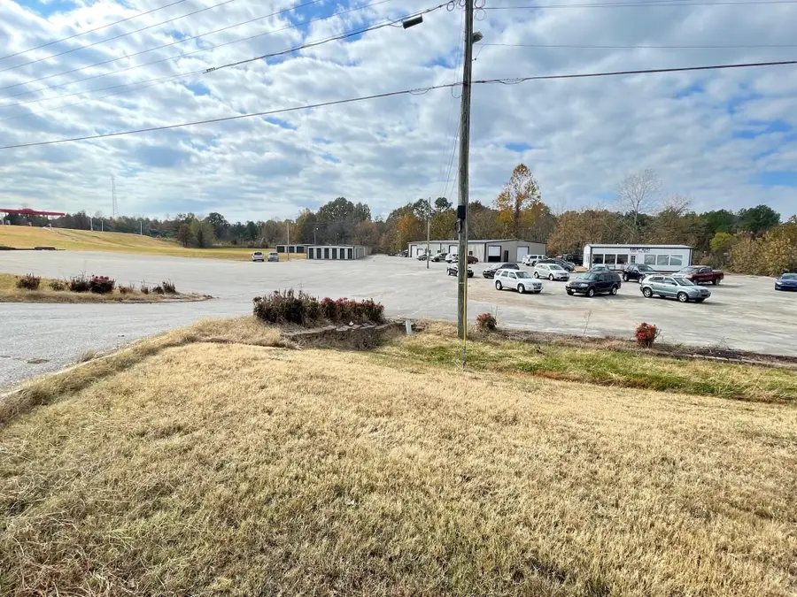 12533 S 1st St, Milan, TN 38358 - Image #2