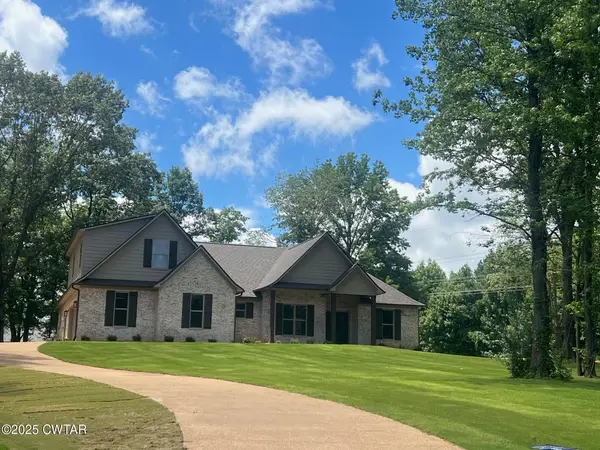 11 Burning Tree Cove, Jackson, TN 38305