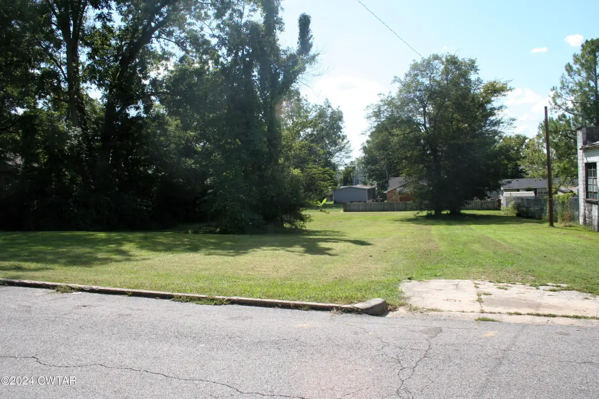715 Finley Street, Dyersburg, TN 38024 - Image #1