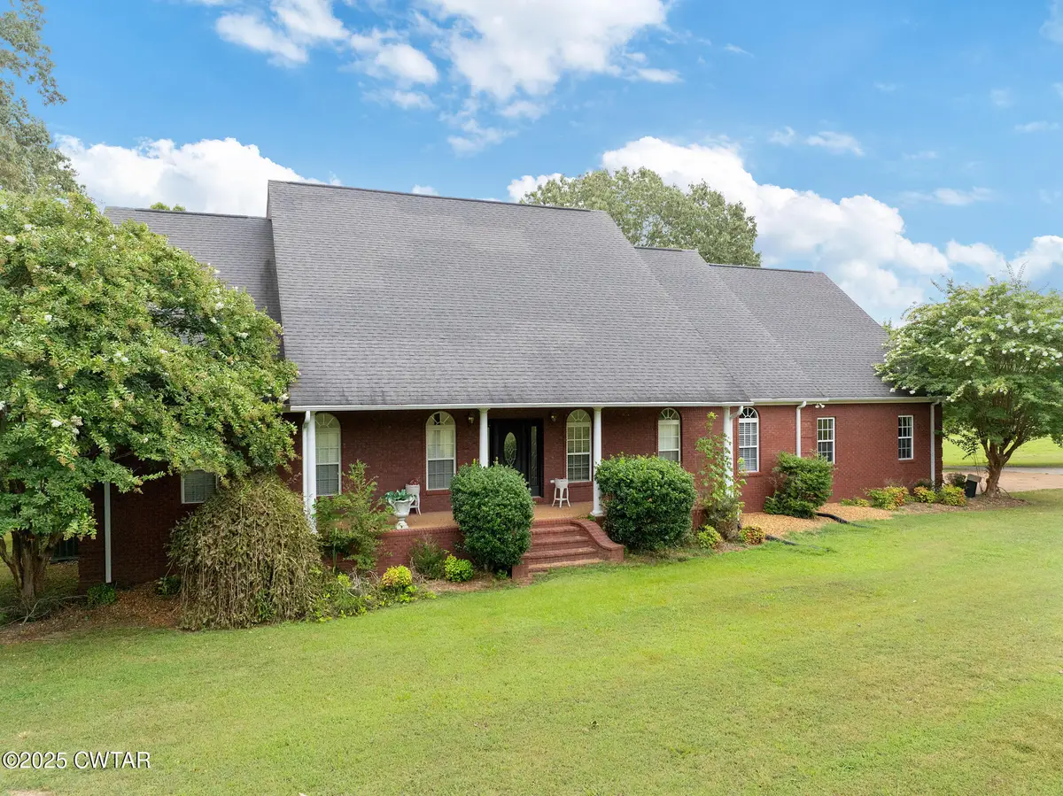 18080 Tn-22, Wildersville, TN 38388 - Image #1