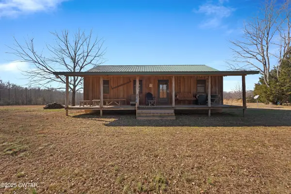 399 Cox Cemetery Road, Greenfield, TN 38230