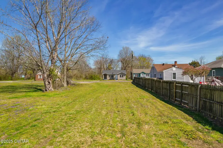 205 Peabody Avenue, Jackson, TN 38301 - Image #2