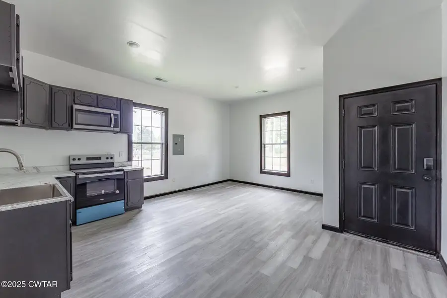 421 Hollywood Drive, Jackson, TN 38301 - Image #3