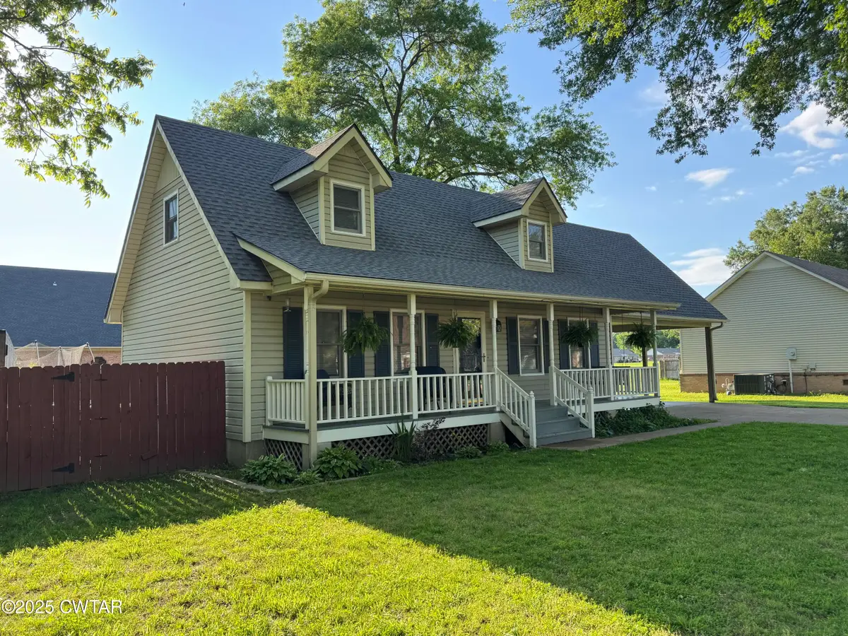 137 Pecan Cove, Dyersburg, TN 38024 - Image #1