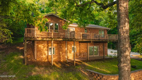 300 Swan Bay Drive, Buchanan, TN 38222