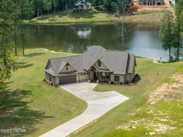 185 Stately Oak Drive, Huntingdon, TN 38344