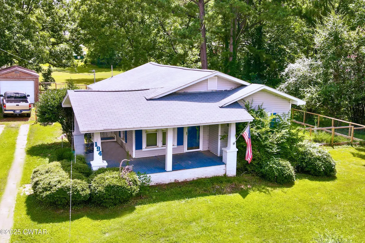 194 Spring Street, Huntingdon, TN 38344 - Image #1