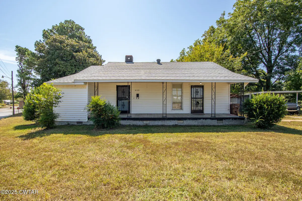 205 Reid Avenue, Lexington, TN 38351 - Image #1