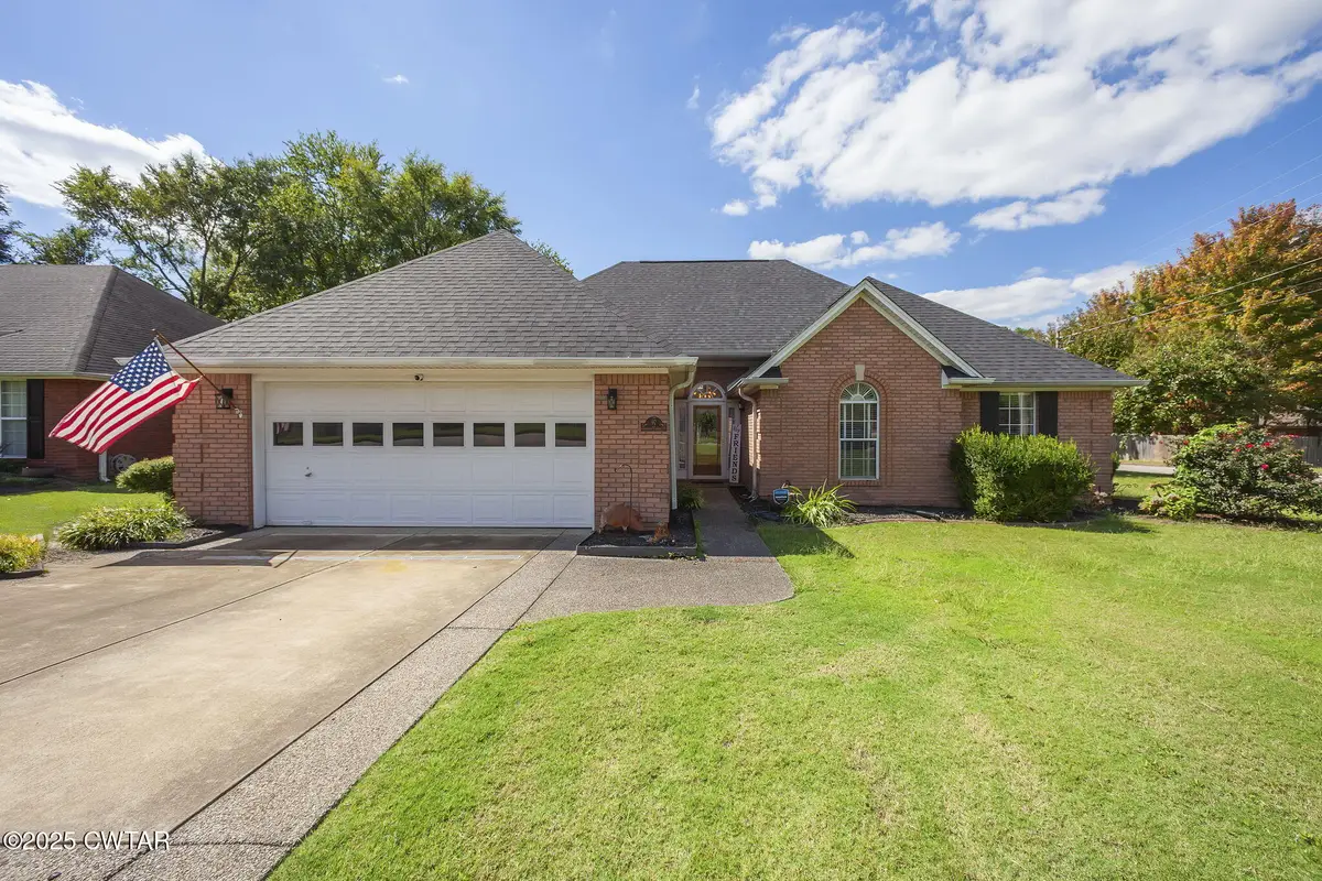 97 Autumn Valley Drive, Jackson, TN 38305 - Image #1