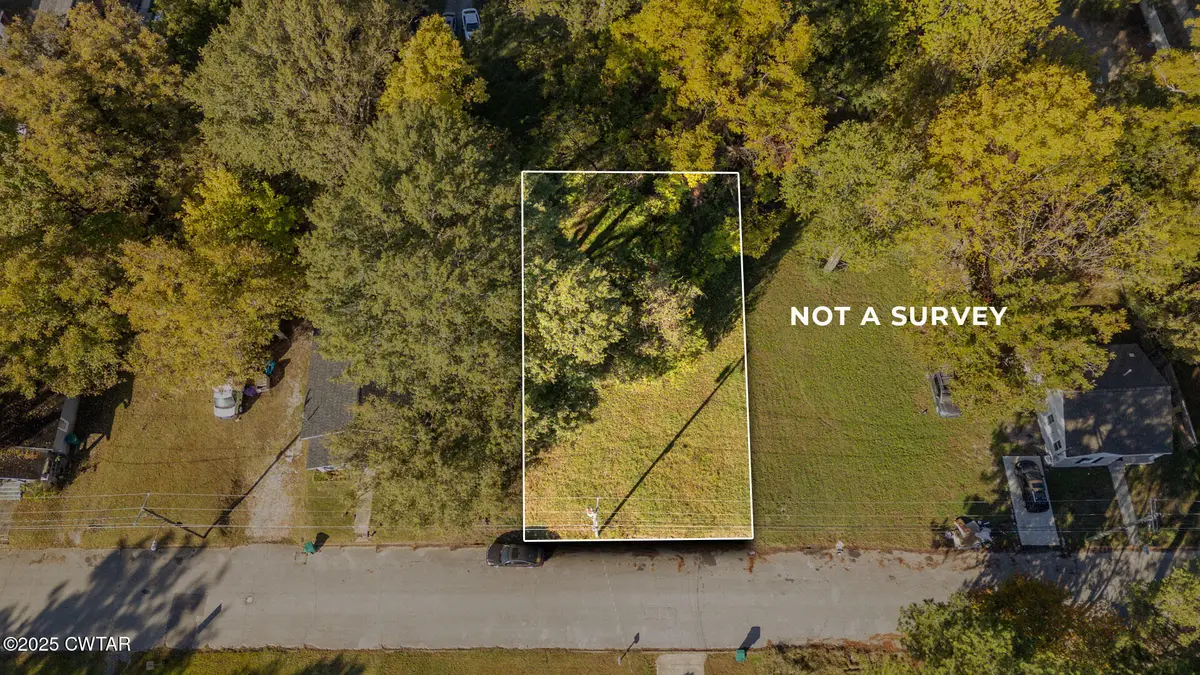 327 N Lindsey Street, Jackson, TN 38301 - Image #1