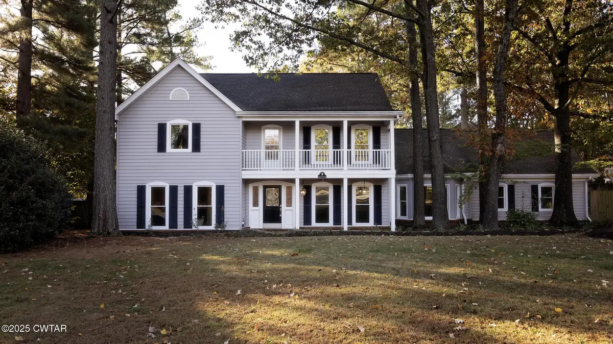 2832 Hunters Horn Drive S, Germantown, TN 38138 - Image #1