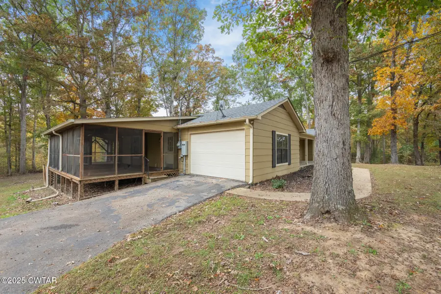 2401 Strayleaf Road, Wildersville, TN 38388 - Image #3