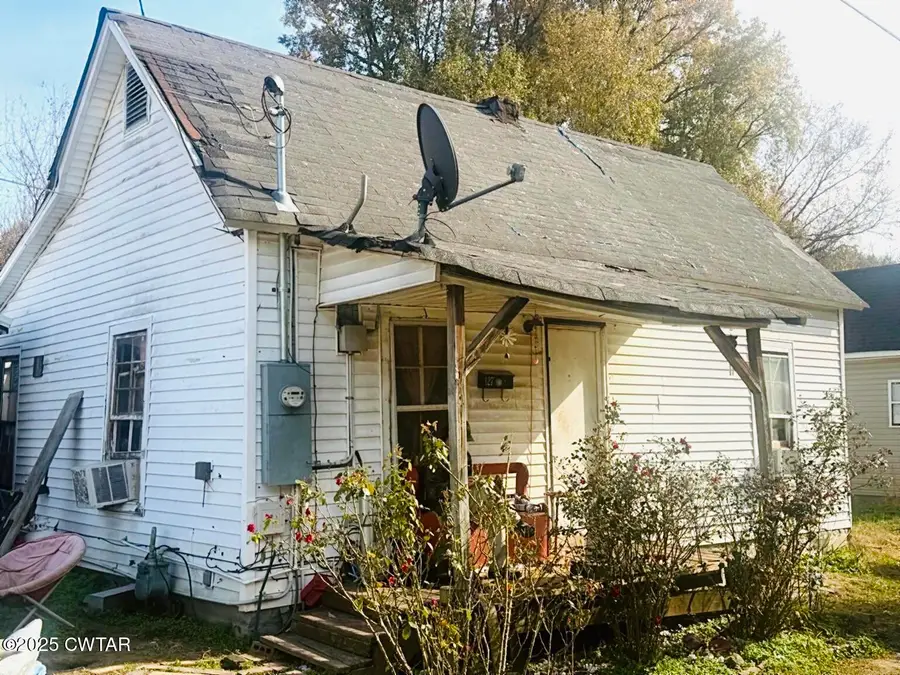 127 Harton Row, Dyersburg, TN 38024 - Image #2