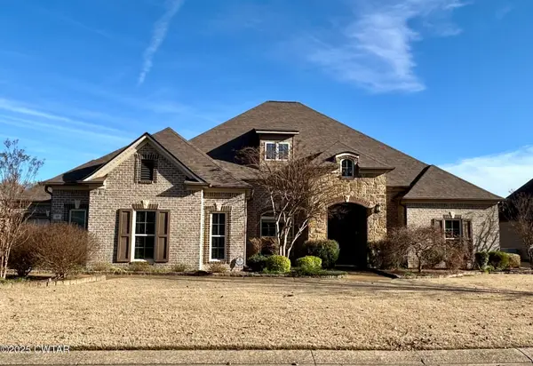 89 Rock Pointe Drive, Jackson, TN 38305