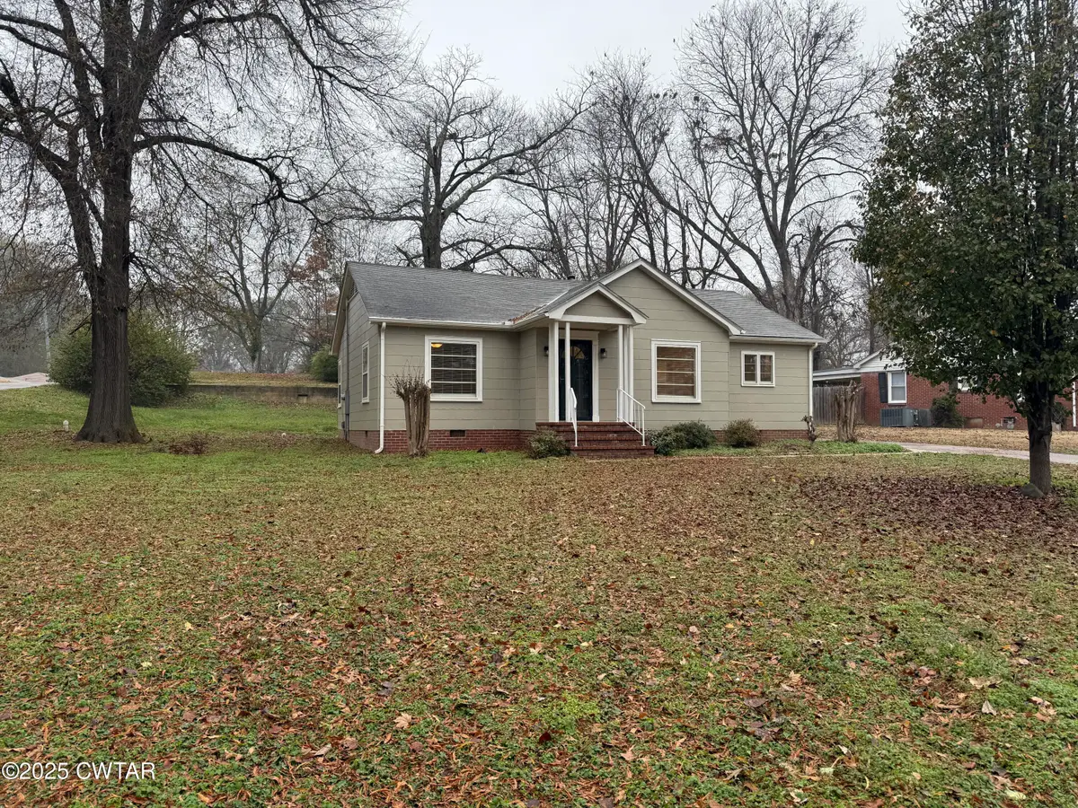 805 Tipton Avenue, Dyersburg, TN 38024 - Image #1