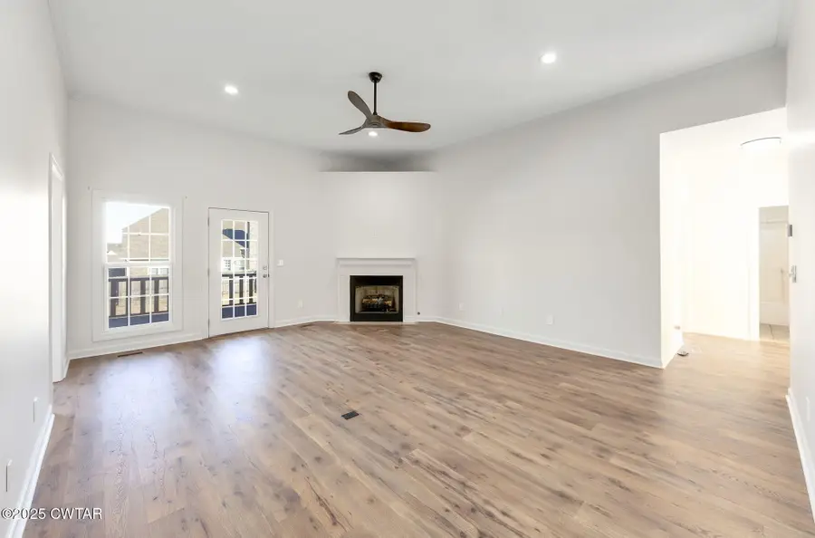 38 Hearthstone Cove, Jackson, TN 38305 - Image #2