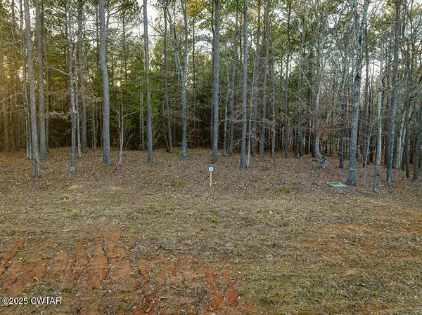 Lot 7 Stately Oak Dr, Huntingdon, TN 38344