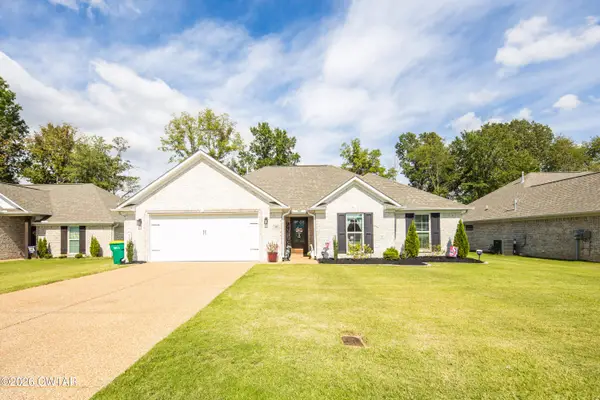 60 Golden Brooke Drive, Jackson, TN 38305