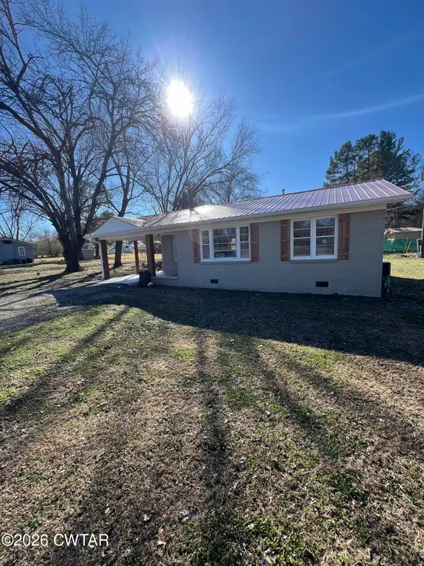 2094 Old Stage Road, Adamsville, TN 38310