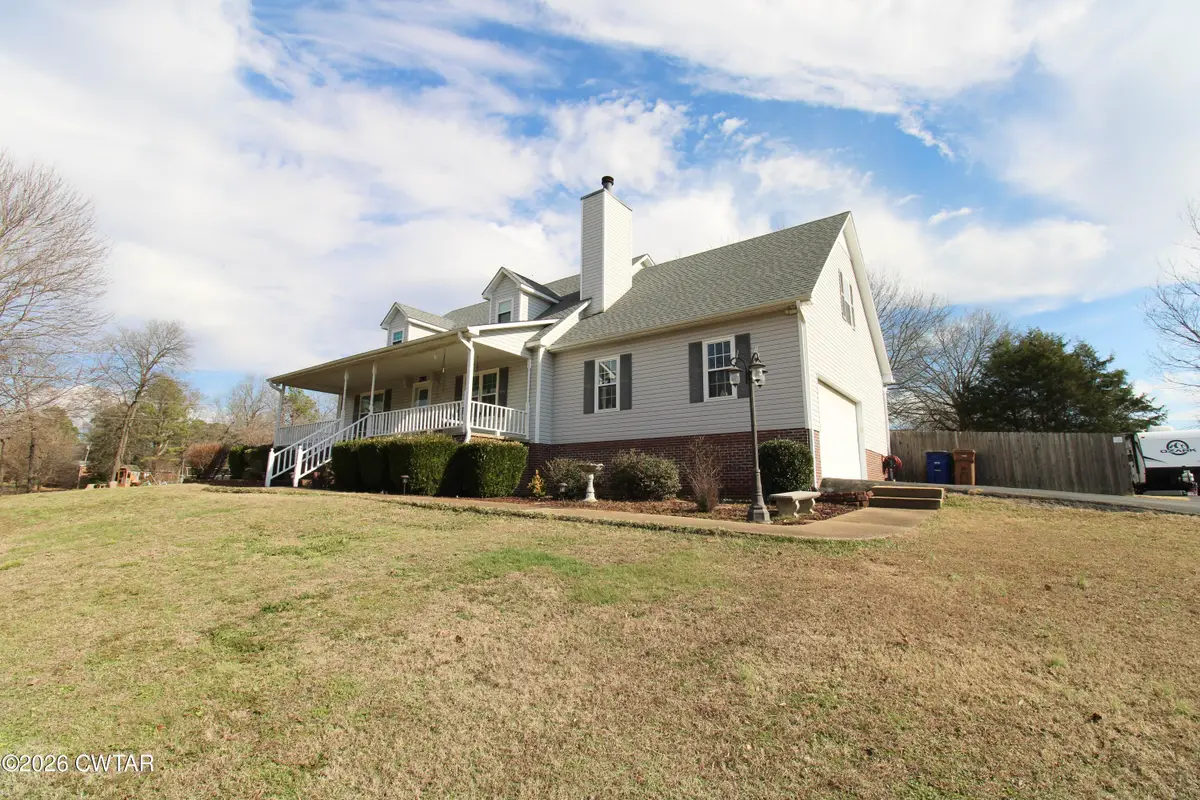 285 Meadowbrook Circle, Lexington, TN 38351 - Image #1