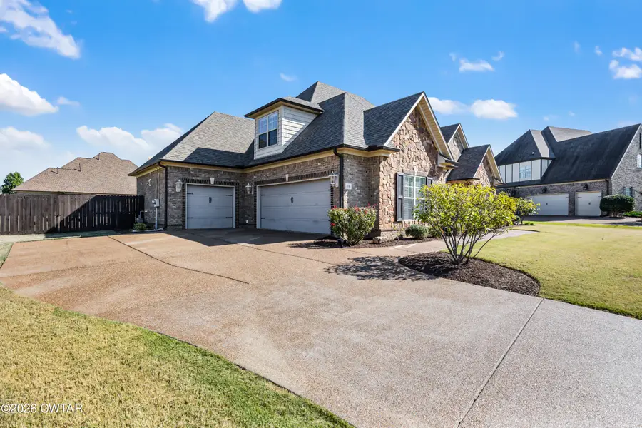 106 N Spring Drive, Jackson, TN 38305 - Image #2