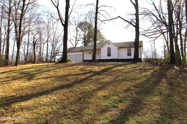 112 Bradley Drive, Lexington, TN 38351