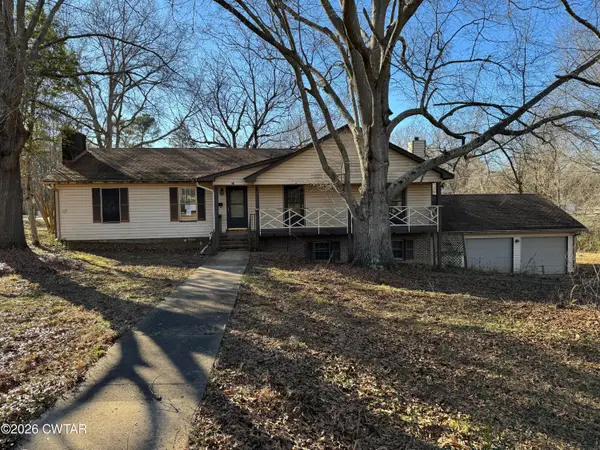 37 Crestwood Drive, Jackson, TN 38305