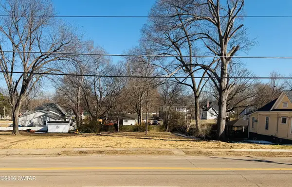 611 S College Street, Trenton, TN 38382