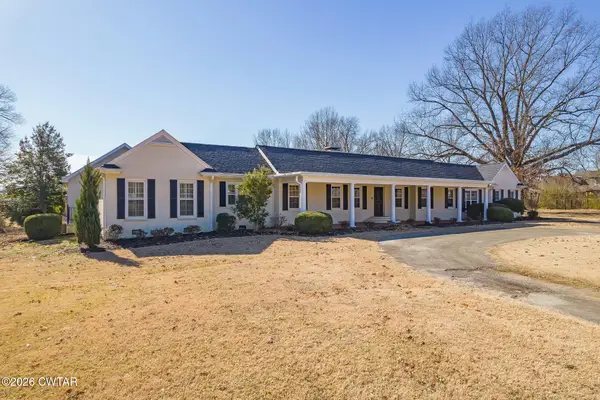 222 Country Club Lane, Jackson, TN 38305