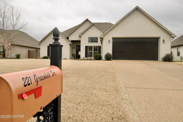 221 Greenhill Drive, Jackson, TN 38305