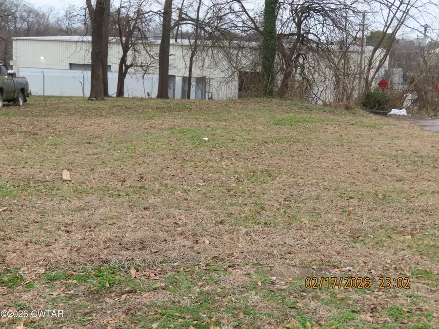 243 Oak Street, Jackson, TN 38301 - #3