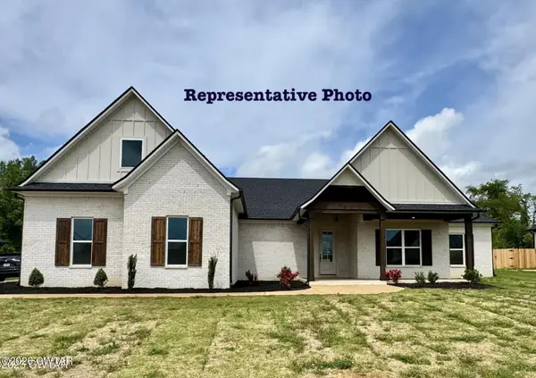 17 Breakwater Cove, Jackson, TN 38305