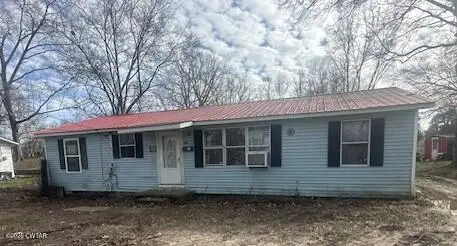 186 E Maple Avenue, McKenzie, TN 38201 - #1