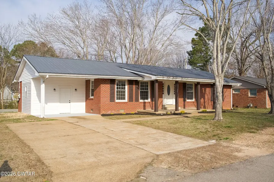 555 Maywood Avenue, Lexington, TN 38351 - #3