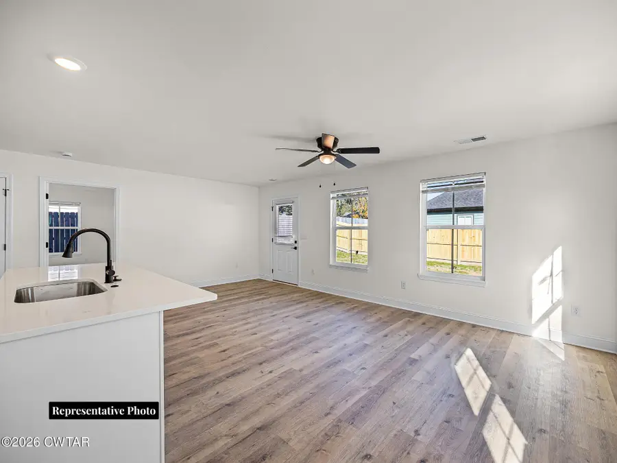 122 E Grand Street, Jackson, TN 38301 - #3