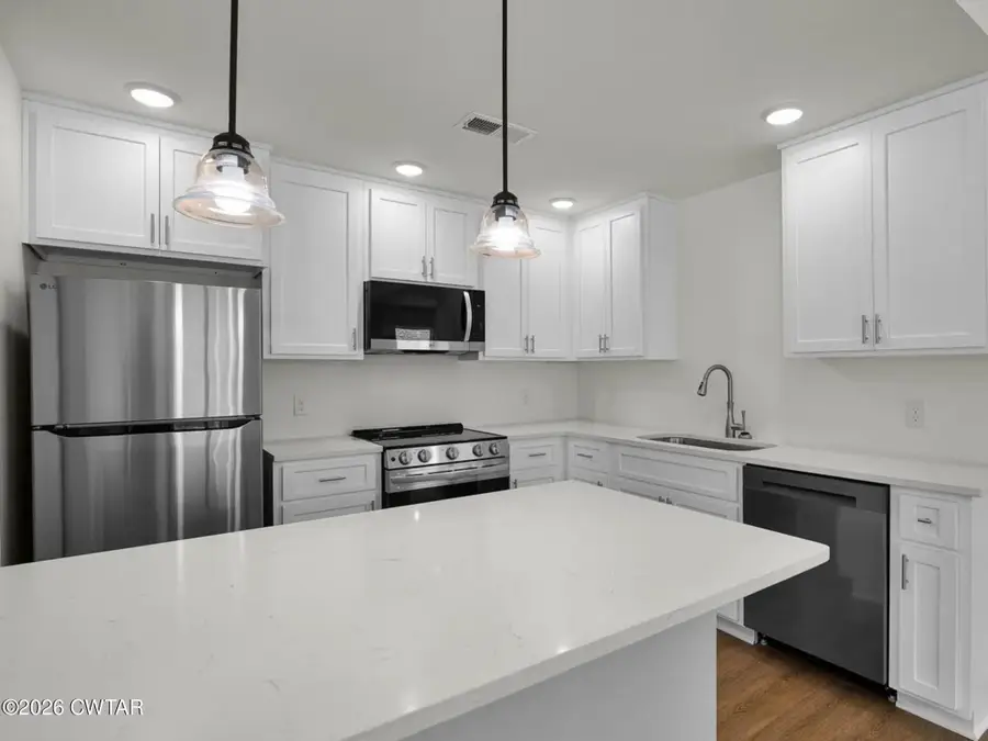 307 W King Street, Jackson, TN 38301 - #3