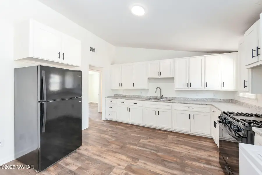 51 Kemmons Drive, Jackson, TN 38305 - #3