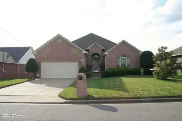 2163 Oakview Avenue, Dyersburg, TN 38024