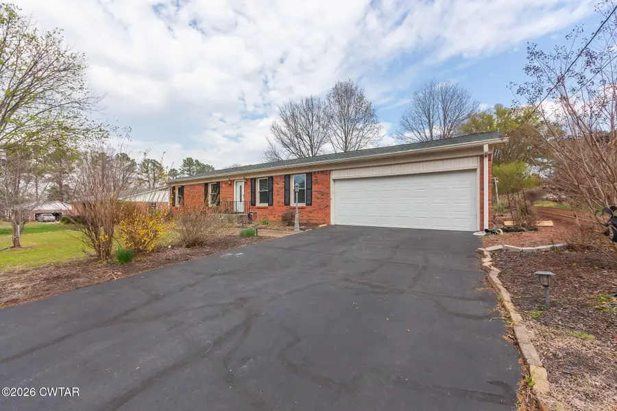 1130 N 30th Avenue, Humboldt, TN 38343 - #3